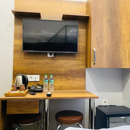 Moonlıght Hotel&hostel 2* İstanbul