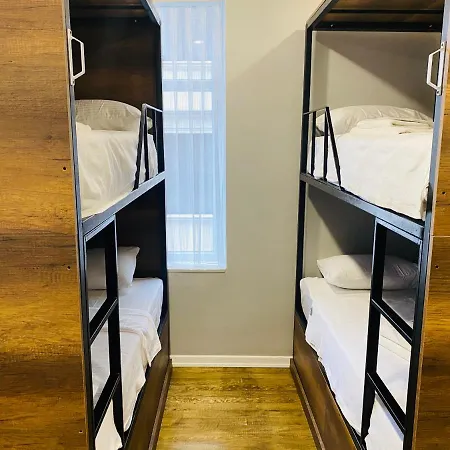 Moonlight Hotel&hostel 2*